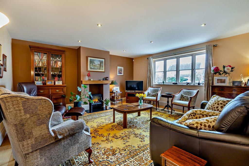 8589583-interior09-800