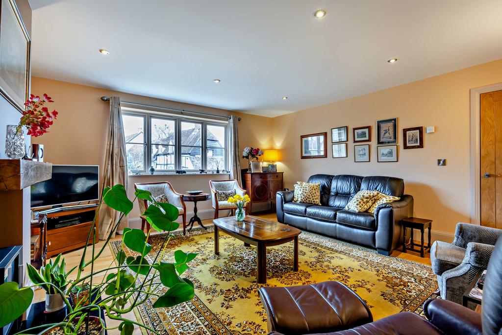 8589583-interior11-800