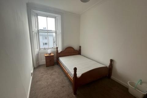 2 bedroom flat to rent, Cowane Street, Stirling FK8