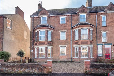 2 bedroom flat for sale, Sheringham