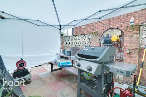 4 Woodhouse Close, Hayes, UB3 1NJ