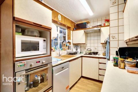 4 Woodhouse Close, Hayes, UB3 1NJ