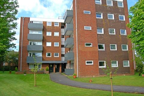 2 bedroom ground floor flat for sale, Tower House , Burgess Hill