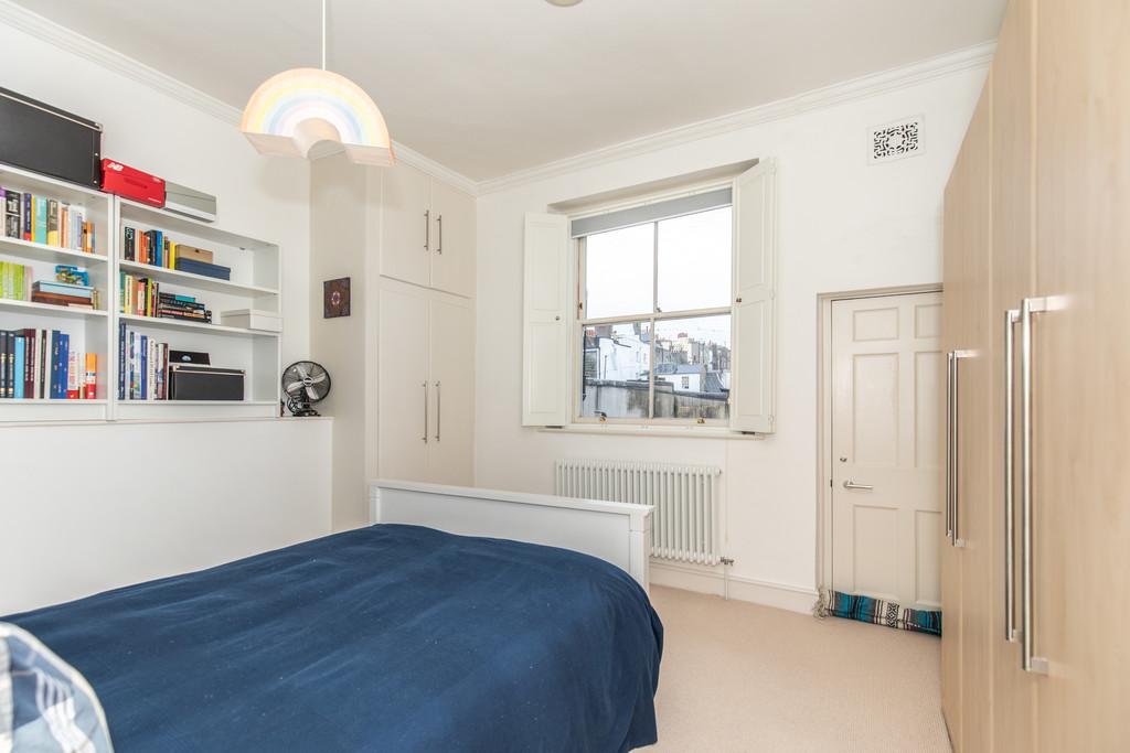 4, 14 Brunswick Terrace26