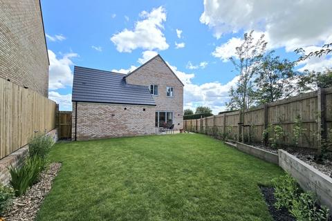 4 bedroom detached house for sale, High Steads, Tantobie DH9