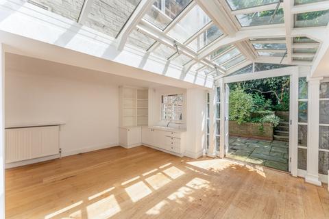 9 Abbey Gardens, London, NW8 9AS