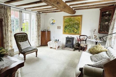 3 bedroom cottage for sale, The Green, Chilwell, NG9 5BE