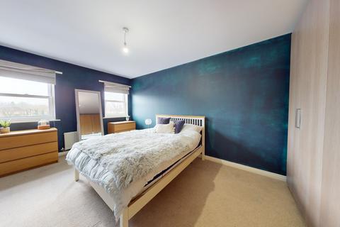 2 bedroom flat to rent, Kempley Close, Cheltenham