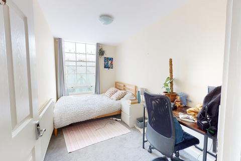 2 bedroom apartment for sale, High Street, Cheltenham