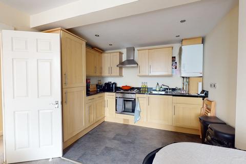 2 bedroom apartment for sale, High Street, Cheltenham