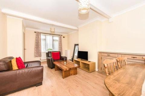 4 bedroom semi-detached house for sale - Glebe Road, Hayes, Greater London, UB3