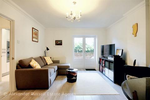 Flat 1, Marine Heights, 53 Beach Road, Westgate-on-sea, CT8 8AD