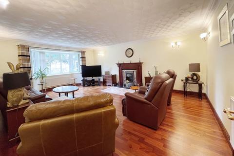 5 bedroom detached house for sale, High Street, Gosberton