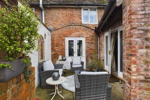 3 bedroom terraced house for sale, Church Street, Tenbury Wells, WR15 8BP