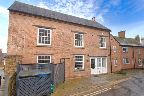 3 bedroom end of terrace house for sale, Market Place, Town Hall Yard, Ashbourne