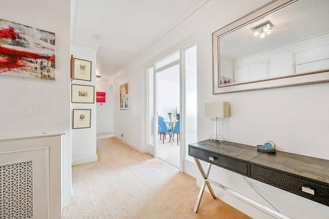 2 bedroom flat for sale, Sutton Court Road, Chiswick, London, W4