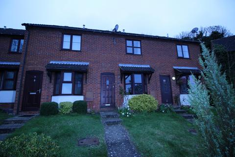 2 bedroom terraced house to rent, Hollow Rise, High Wycombe, HP13