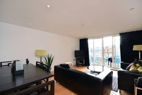 2 bedroom flat for sale, Owen Street, Angel, London, EC1V