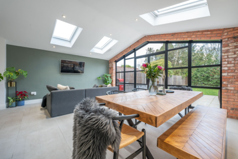 348 Blossomfield Road, Solihull, B91 1TF