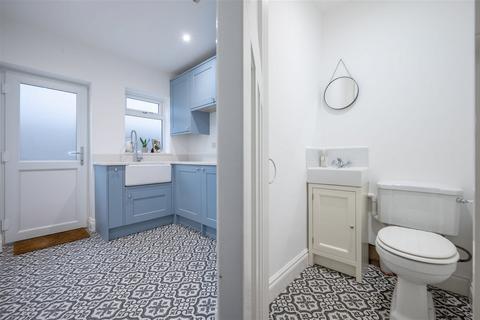 348 Blossomfield Road, Solihull, B91 1TF