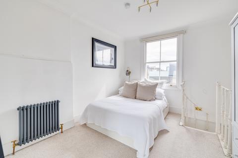 1 bedroom flat for sale, Fulham Road, Fulham, London