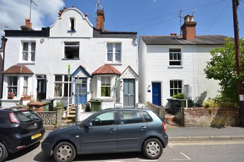 3 bedroom end of terrace house to rent, Addison Road, Guildford, GU1