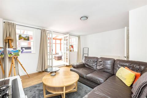 1 bedroom flat to rent - Cadmus Close, London, SW4