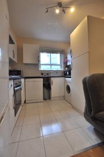 2 bedroom flat to rent - Toynbee Street, London E1