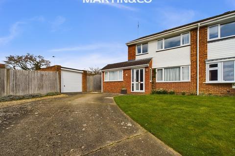 94 Shefford Crescent, Wokingham, RG40 1YP