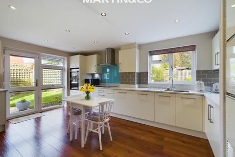 94 Shefford Crescent, Wokingham, RG40 1YP