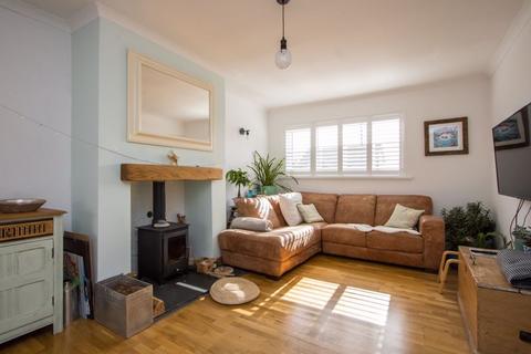 1 Breaksea Close, Sully, Penarth, CF64 5ST
