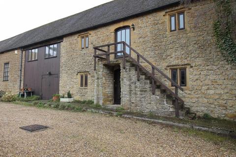 3 bedroom barn conversion to rent, The Bartons, South Petherton