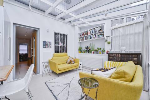 3 bedroom flat for sale, Drury Lane, Covent Garden, London, WC2B