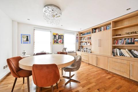 3 bedroom flat for sale, Drury Lane, Covent Garden, London, WC2B