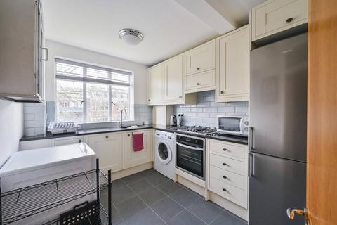 2 bedroom flat to rent, Gower Street, Bloomsbury, London, WC1E