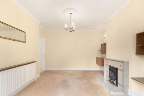 33 Collindale Avenue, Sidcup, DA15 9DN
