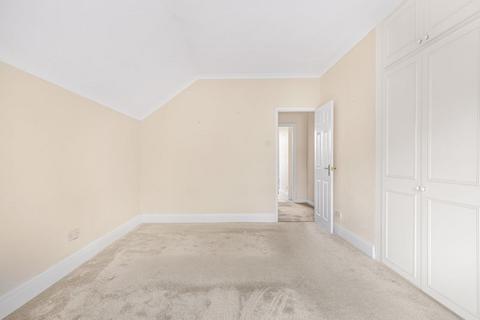 33 Collindale Avenue, Sidcup, DA15 9DN