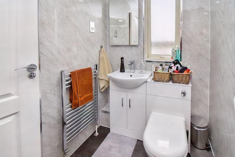 En-Suite Angle 2
