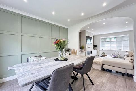 79 The Meadows, Cimla, Neath, SA11 3XF