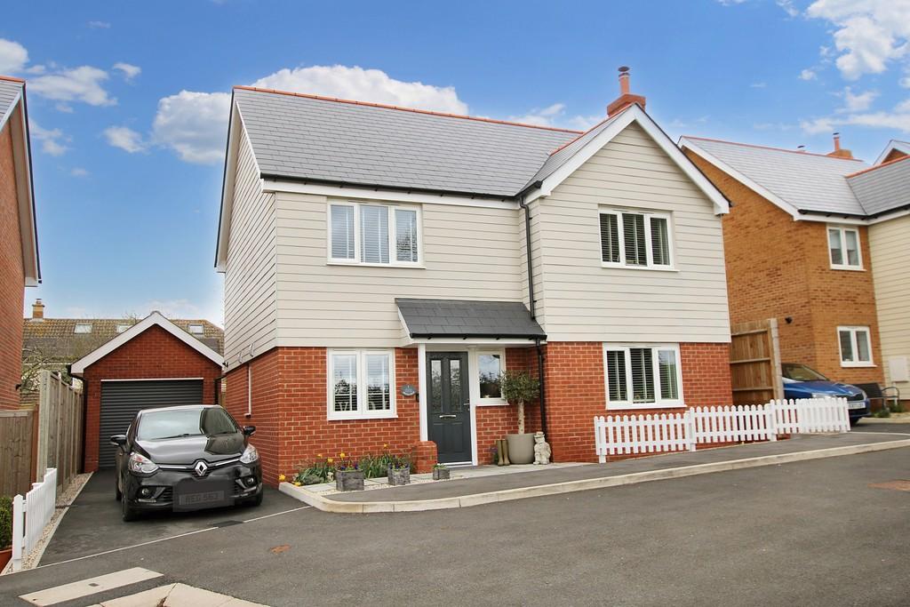 Great Easton, Dunmow 4 bed detached house for sale £585,000