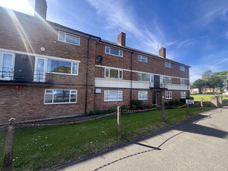 Eachelhurst Road, Sutton Coldfield B76 1DL 2 bed apartment for sale £
