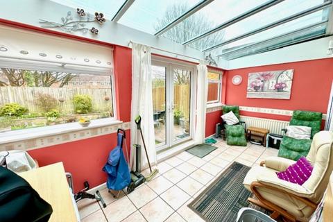 3 bedroom semi-detached house for sale, Orchard Close, Fawley