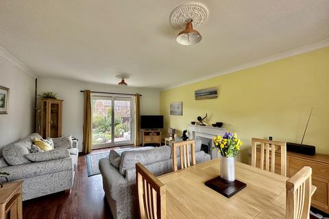 4 bedroom detached bungalow for sale, Mountfield, Hythe, Southampton