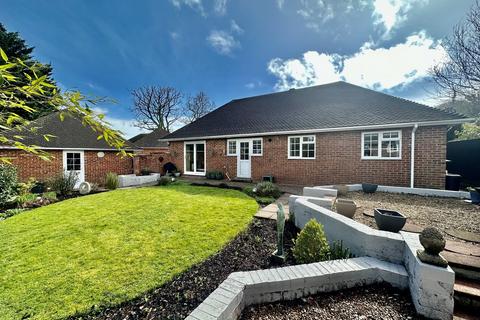 4 bedroom detached bungalow for sale, Mountfield, Hythe, Southampton