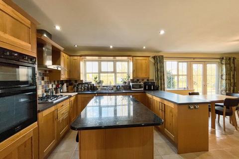 16 Iron Way, Tondu, Bridgend, CF32 9BF