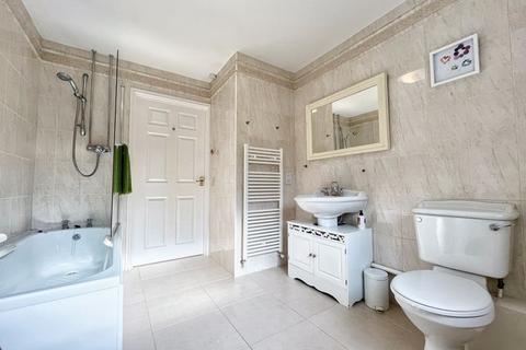16 Iron Way, Tondu, Bridgend, CF32 9BF