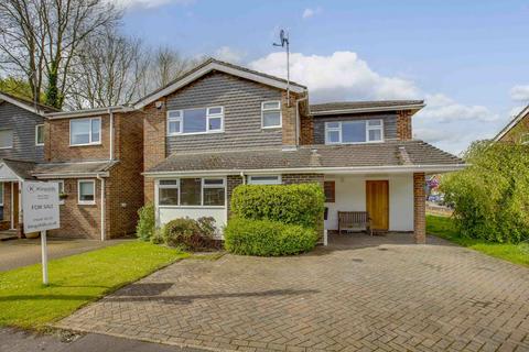 4 bedroom detached house for sale, Spinners Walk, Marlow