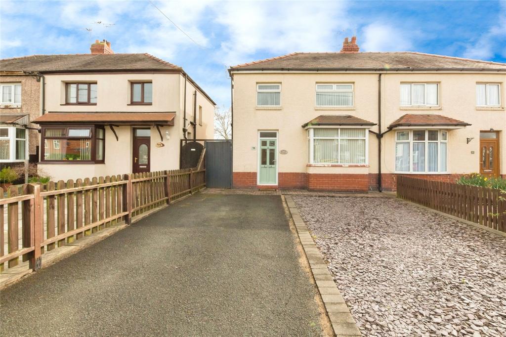 Broughton Road, Crewe, Cheshire, CW1 3 bed semidetached house for sale
