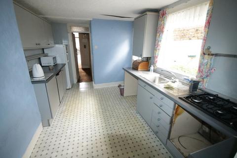 3 bedroom terraced house for sale - Durant Street, Bethnal Green