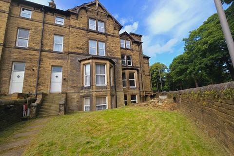 7 bedroom terraced house for sale, Selborne Mansions, Selborne Mount, Bradford, BD9